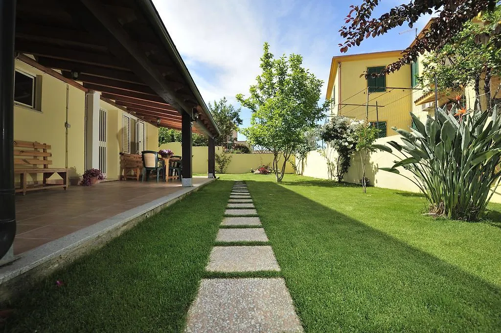 Casa Vacanze Mameli Bari Sardo Apartment